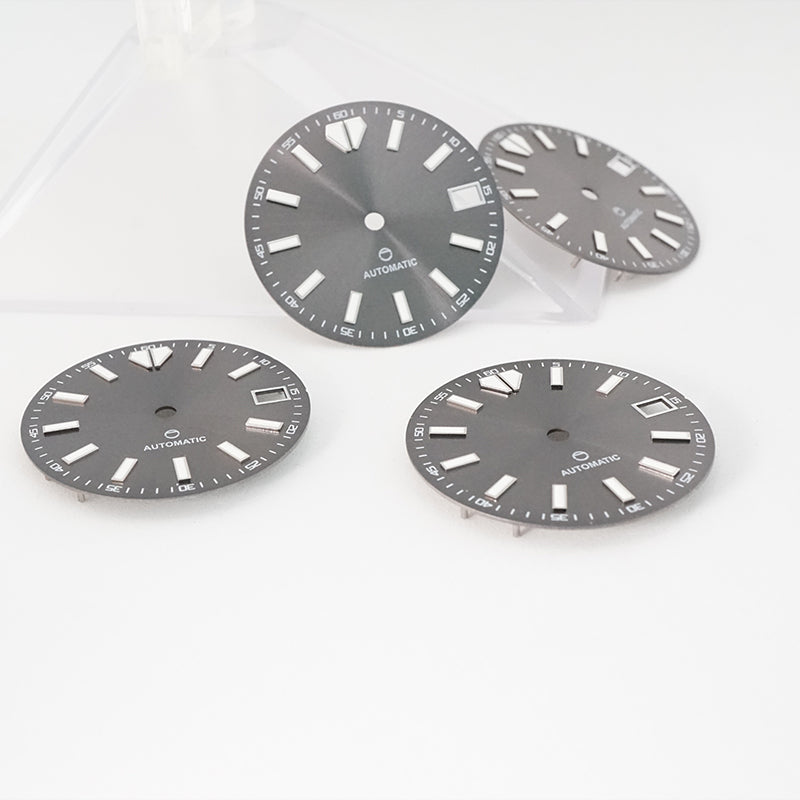 LDOGB1 - Gray Sunburst Dial w/ Date BGW9