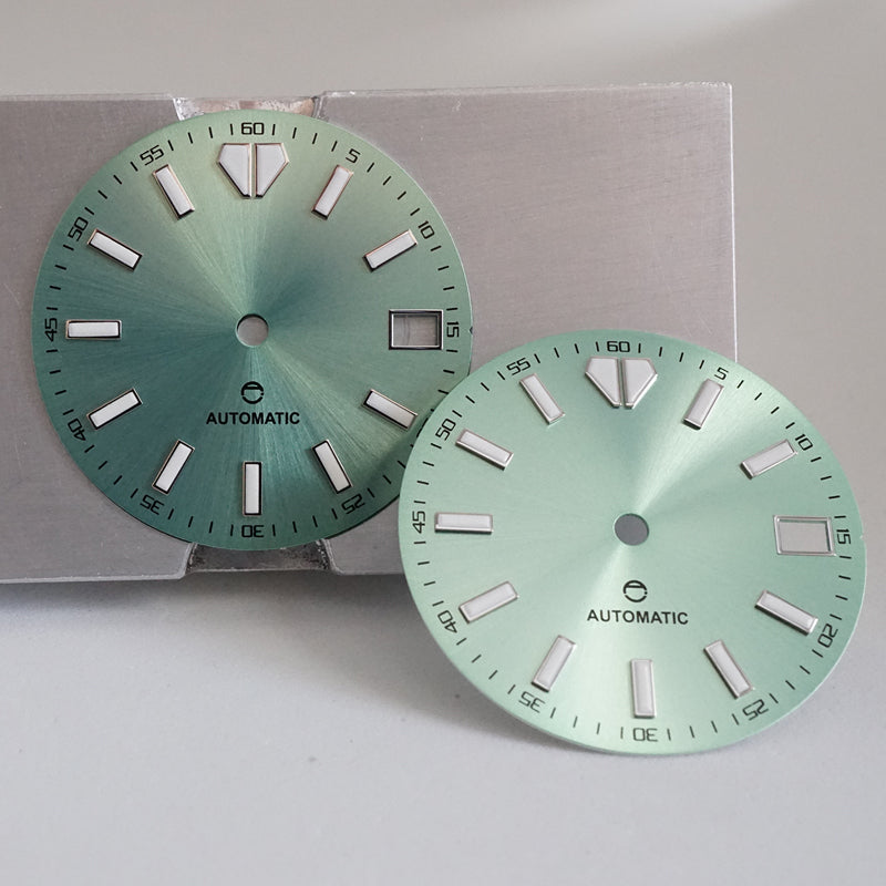 LDOM01 - Mint Sunburst Dial w/Date Window