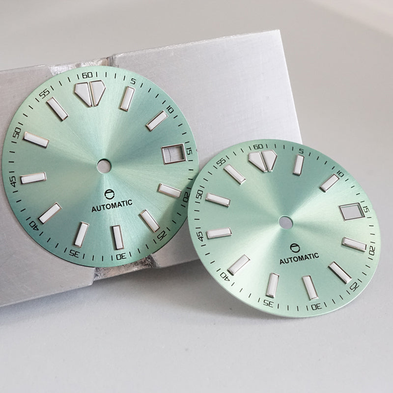 LDOM01 - Mint Sunburst Dial w/Date Window